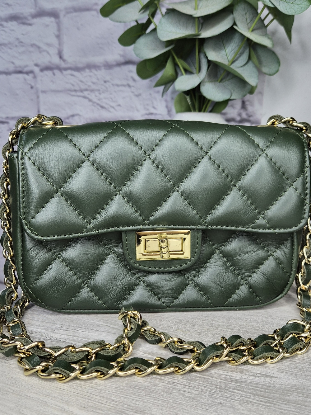 Vintage Italian Green Quilted Leather Shoulder Bag Crossbody Chain Purse